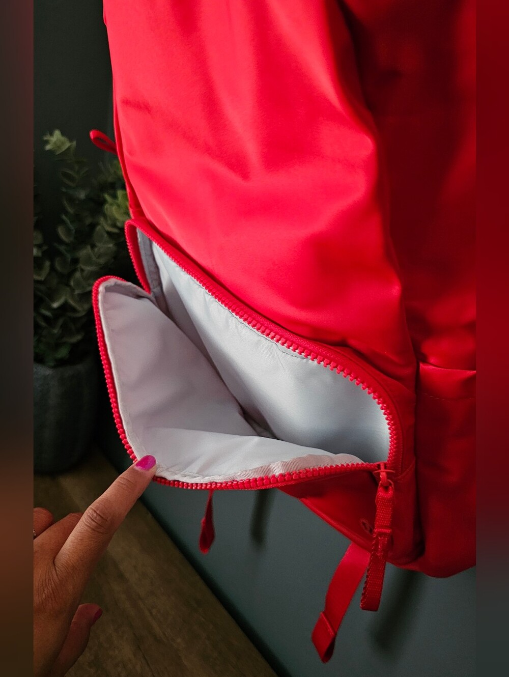 Lululemon Backpack - Picture 4 of 10